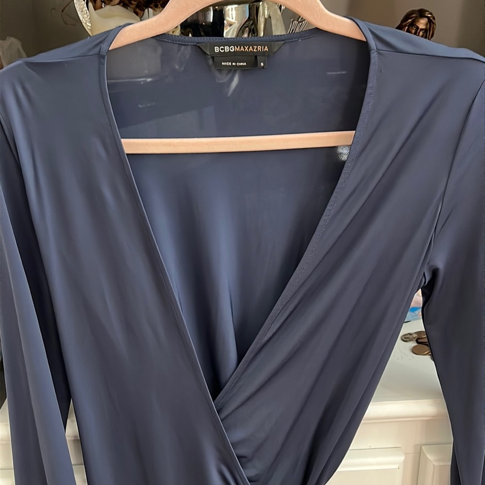 Beautiful BCBG Maxazria wrap dress size Small